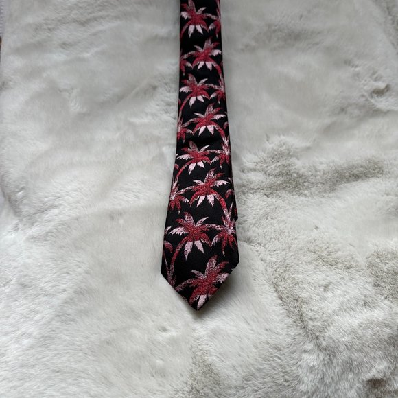 Paul Smith Skinny Black Silk Tie with Pink Palm Trees - Picture 7 of 7